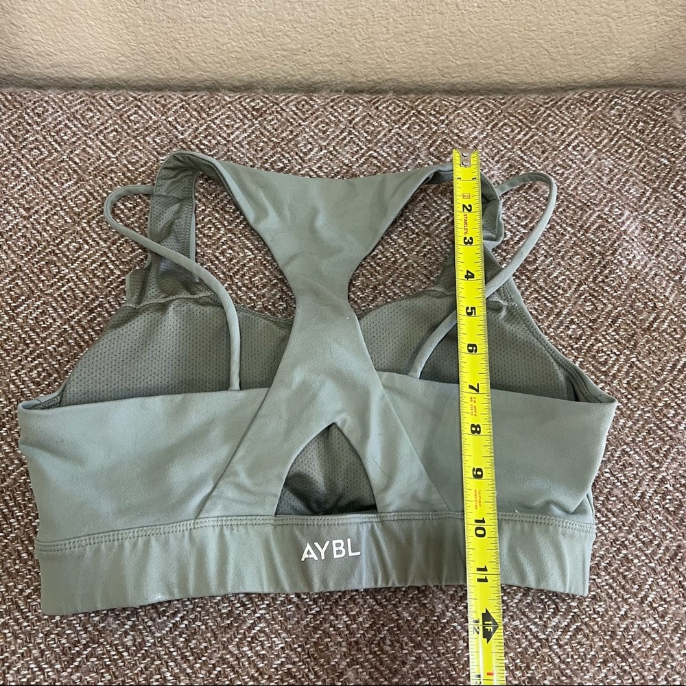 AYBL Green Sage CORE SPORT BRA Sz L Bundle Of 2 Outdoor Gym Casual Gorpcore - Picture 4 of 13